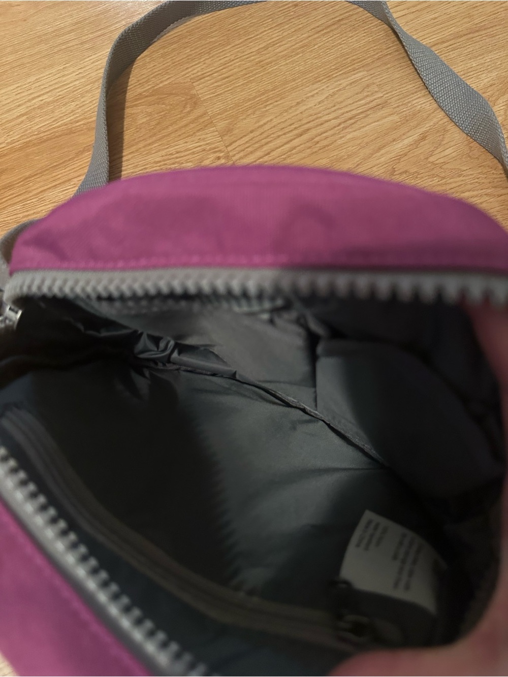 ORI Small Crossbody Bag in Magenta - Picture 4 of 6